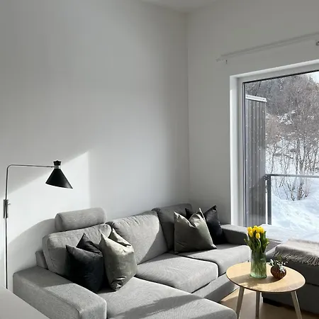 Apartment - Moderne Og Romslig Bolig Ved Havet