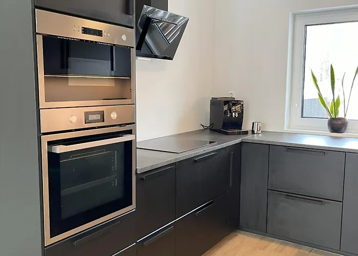 - Moderne Og Romslig Bolig Ved Havet * Kabelvåg